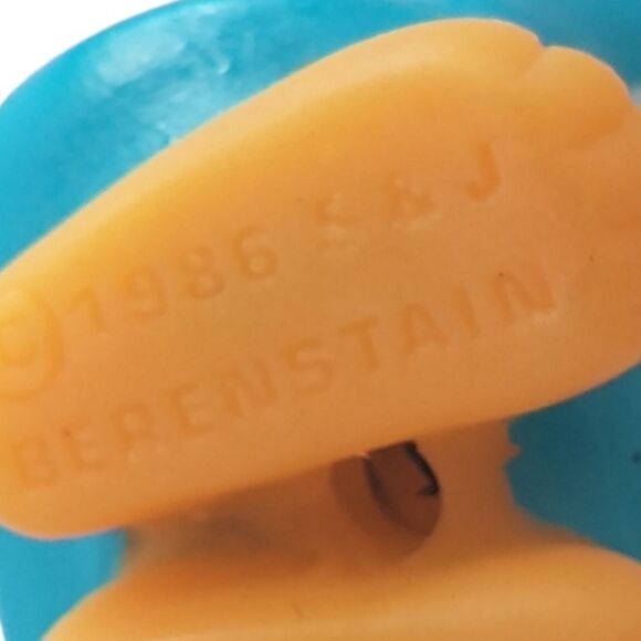 Berenstain Bears Mama Bear Figure McDonalds 1986 S&J Cake Topper Rubber Vintage. - Picture 11 of 12